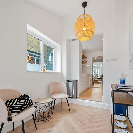 Pass The Keys 3 Bed Scandi Heaven Minutes From The Beach Whitstable Εξωτερικό φωτογραφία